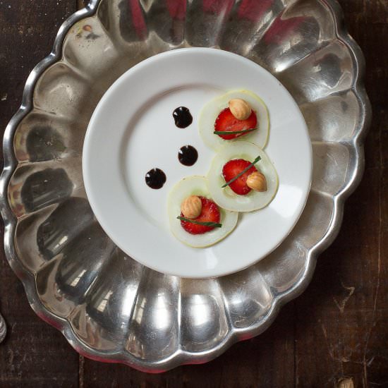 Strawberry Salad with Hazelnuts