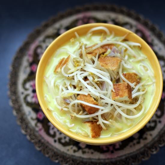 Tofu and Bean Sprout Braise