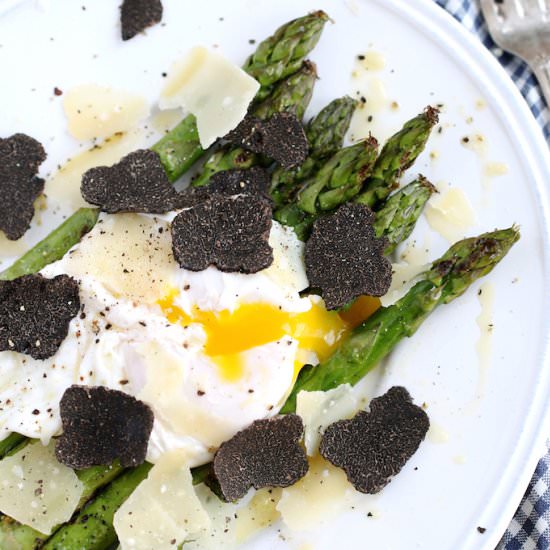 Grilled Asparagus with Poached Egg