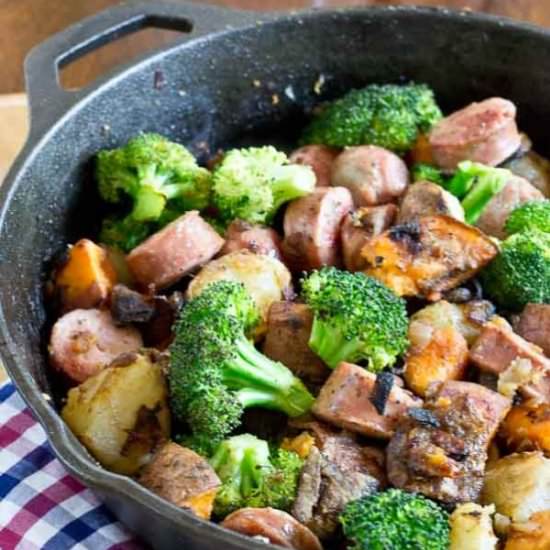 Chicken & Veggie Breakfast Skillet