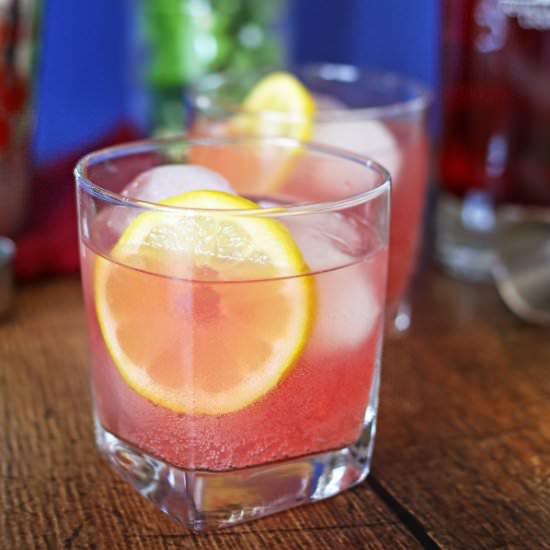 Boozy Pomegranate Lemonade