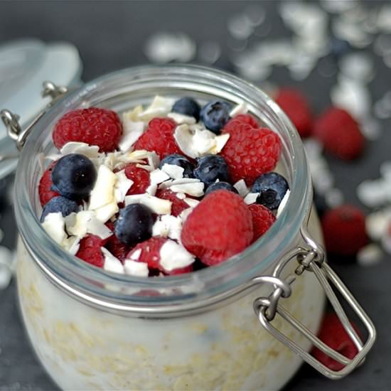 Red, White, and Blueberry Oats