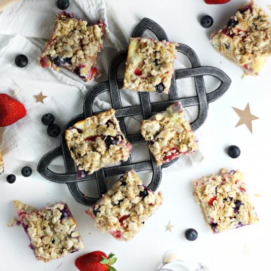 Fourth of July Berry Crumble Cheesecake Bars