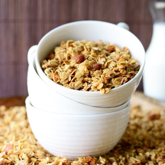 Easy Honey Vanilla Granola