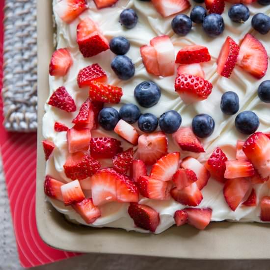 Berries ‘N Cream Cheese Cake