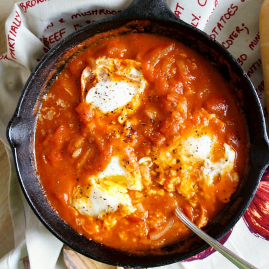 Tomato Sauce Poached Eggs