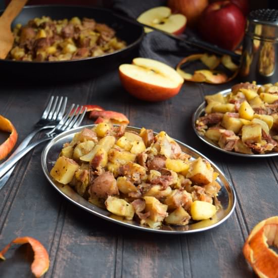 Apple Bacon Breakfast Potato Hash