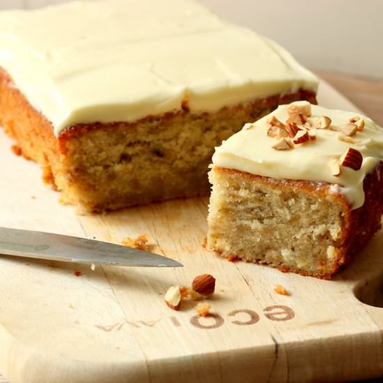 Moist Banana Cake with Cream Cheese