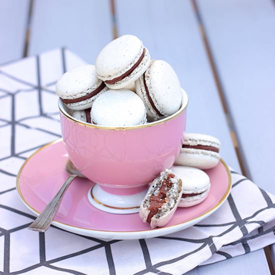 Black sesame macarons & cappuccino