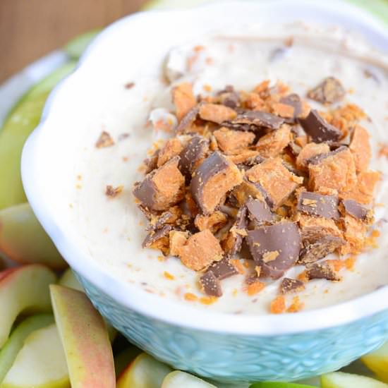 Butterfinger Cheesecake Dip