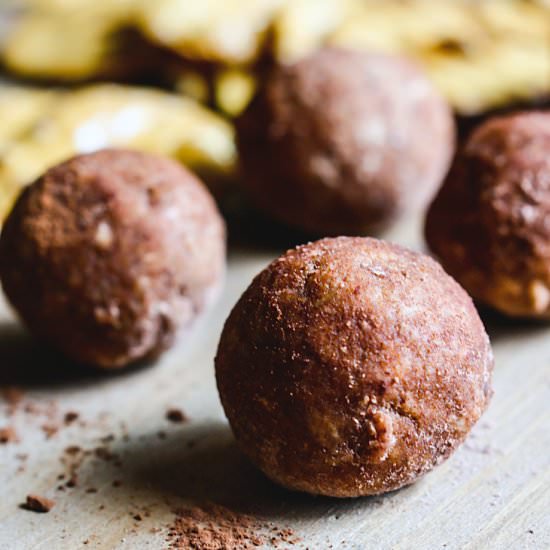 Cocoa Cashew Pretzel Bites (GF)
