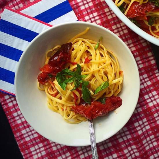 Roasted Tomato and Red Pepper Pasta