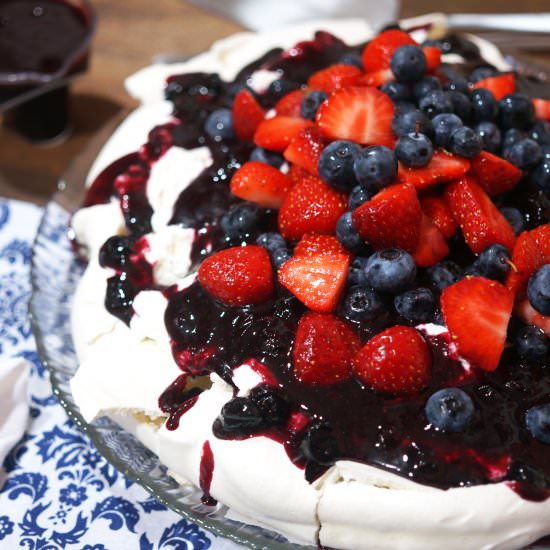 Mixed Berry Pavlova