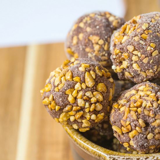 Clean No Bake Ferrero Rocher Bites