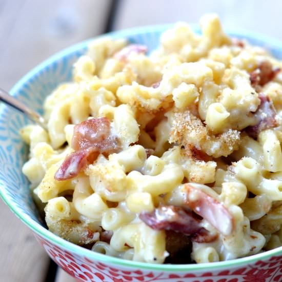 White Cheddar Mac & Cheese w/ Bacon