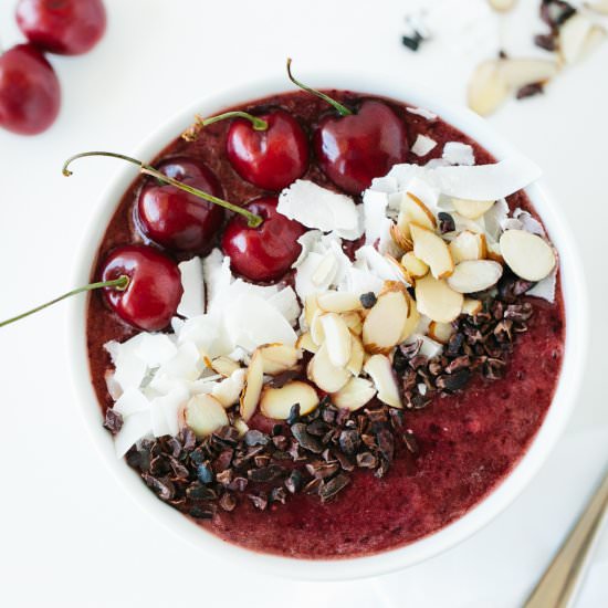 Dark Cherry Smoothie Bowl