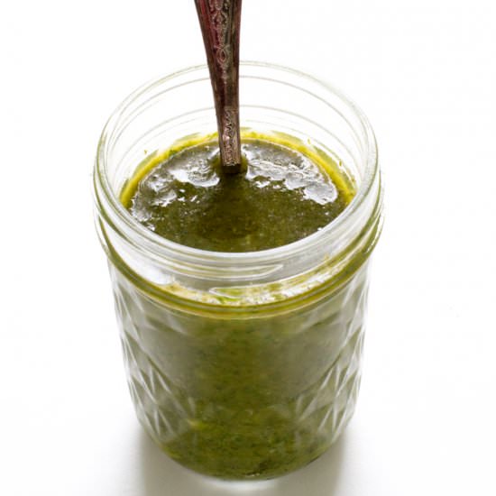 5 Ingredient Homemade Pesto