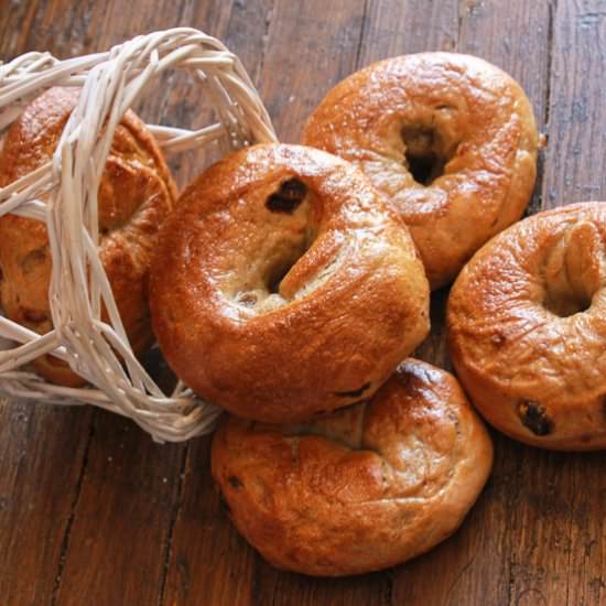 Homemade Cinnamon Raisin Bagels
