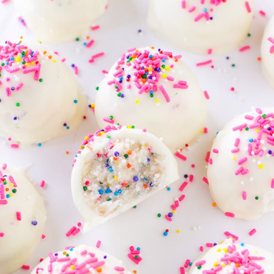 No-Bake Cake Batter Truffles