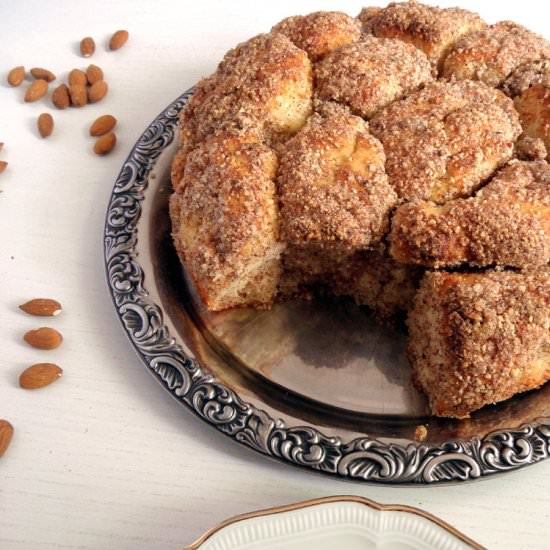 Transylvanian Yeast Cake