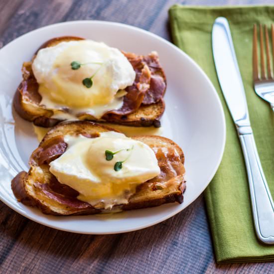 Prosciutto Eggs Benedict