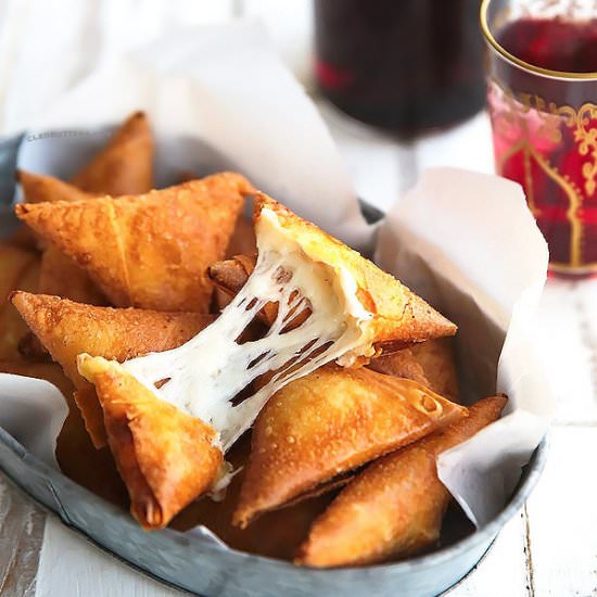 Cheese Lovers Samosas