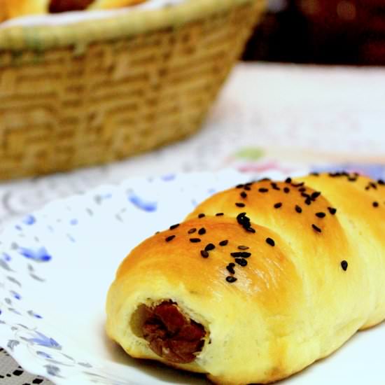 Hongkong Style Sausage Rolls