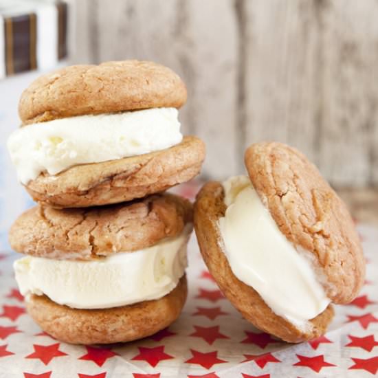Root Beer Float Ice Cream Sandwich