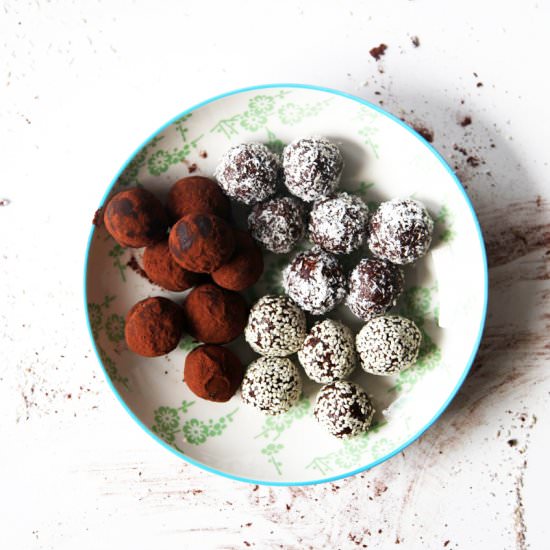 Raw Halva Truffles