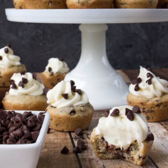 Cheesecake Filled Cookie Cups