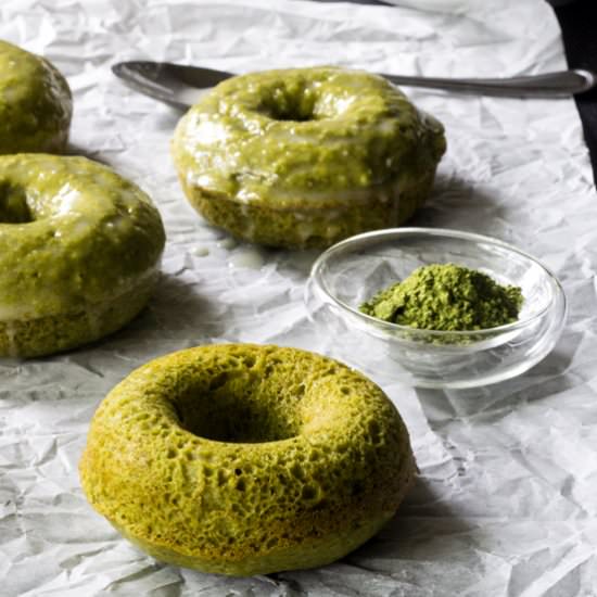 Baked Matcha Donuts