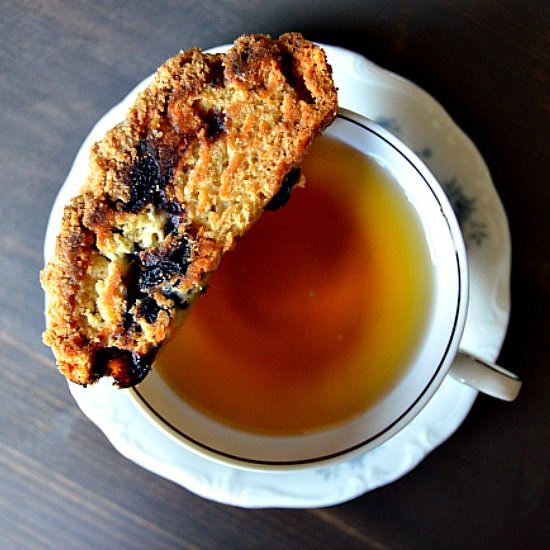Vegan Blueberry Muffin Biscotti