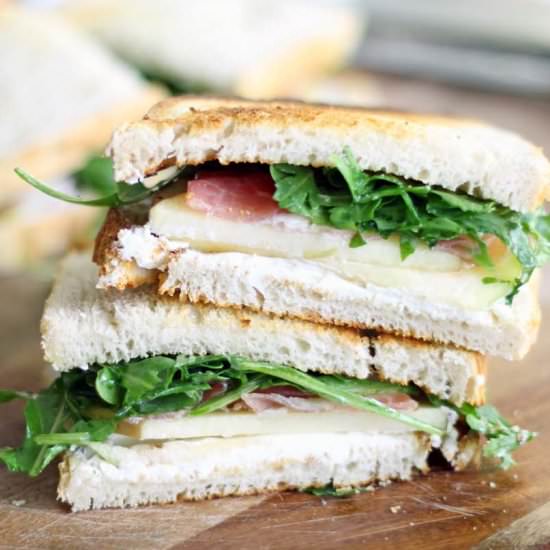 Apple, Prosciutto, Arugula Sandwich