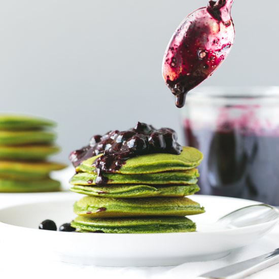 Green Smoothie Pancakes
