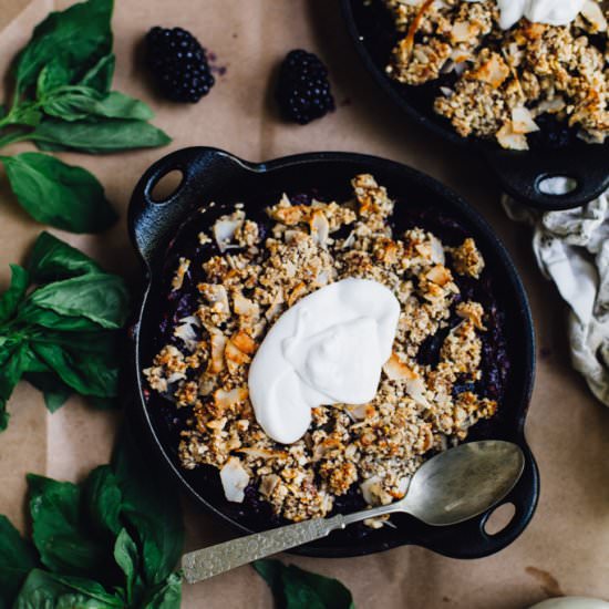 Blackberry Basil Crumble