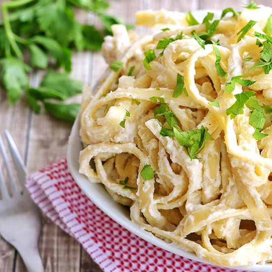 Skinny Alfredo Pasta