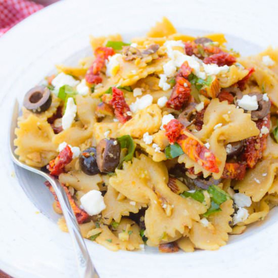 Chicken, Feta & Sun Dried Pasta