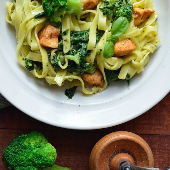 Tagliatelle with Spinach and Pesto