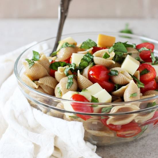 Caprese pasta salad
