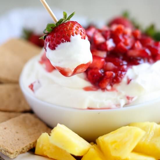 Strawberry Cheesecake Dip