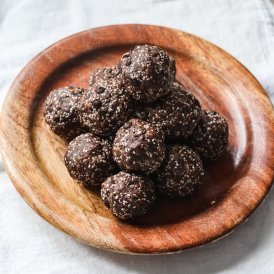 Seedy Chocolate Almond Butter Bites