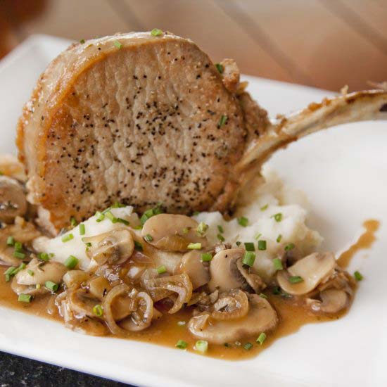 Seared Pork Chops with Mushrooms
