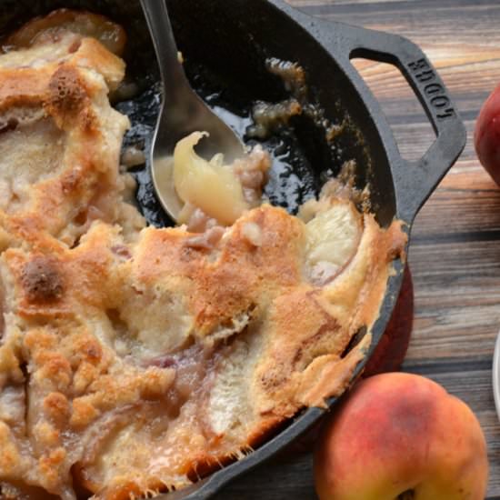 Skillet White Peach Cobbler