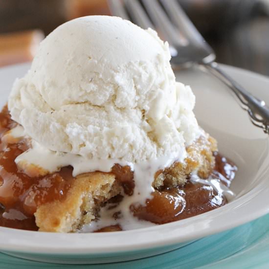 Gooey Slow Cooker Caramel Blondies