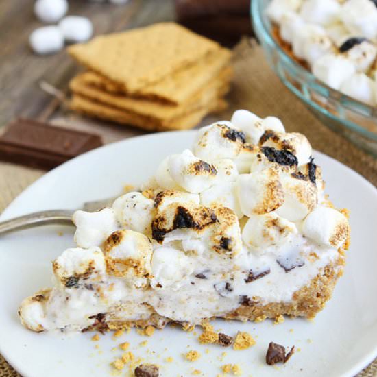 S’mores Ice Cream Pie