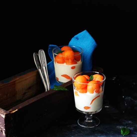 Cantaloupe in Sweetened Milk