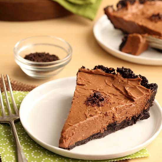 No Bake Chocolate Pie