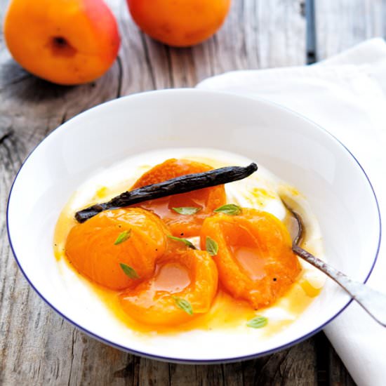 Ginger and Vanilla Apricot Compote