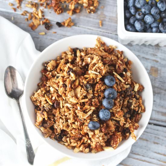 Paleo Cinnamon Granola