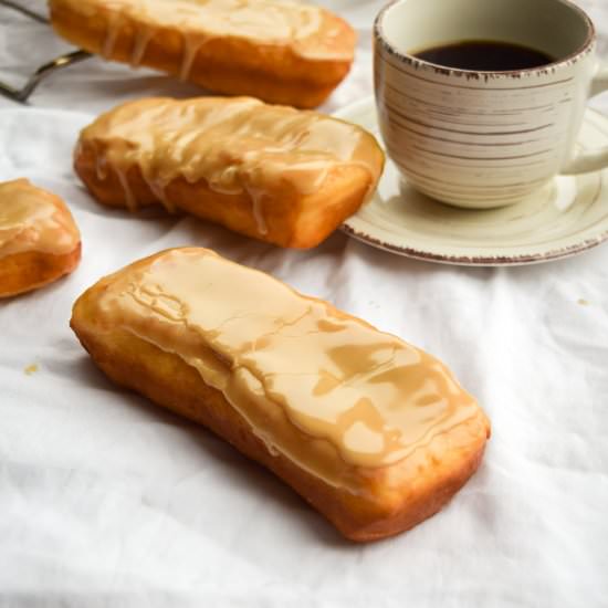 Homemade Maple Bar Doughnuts